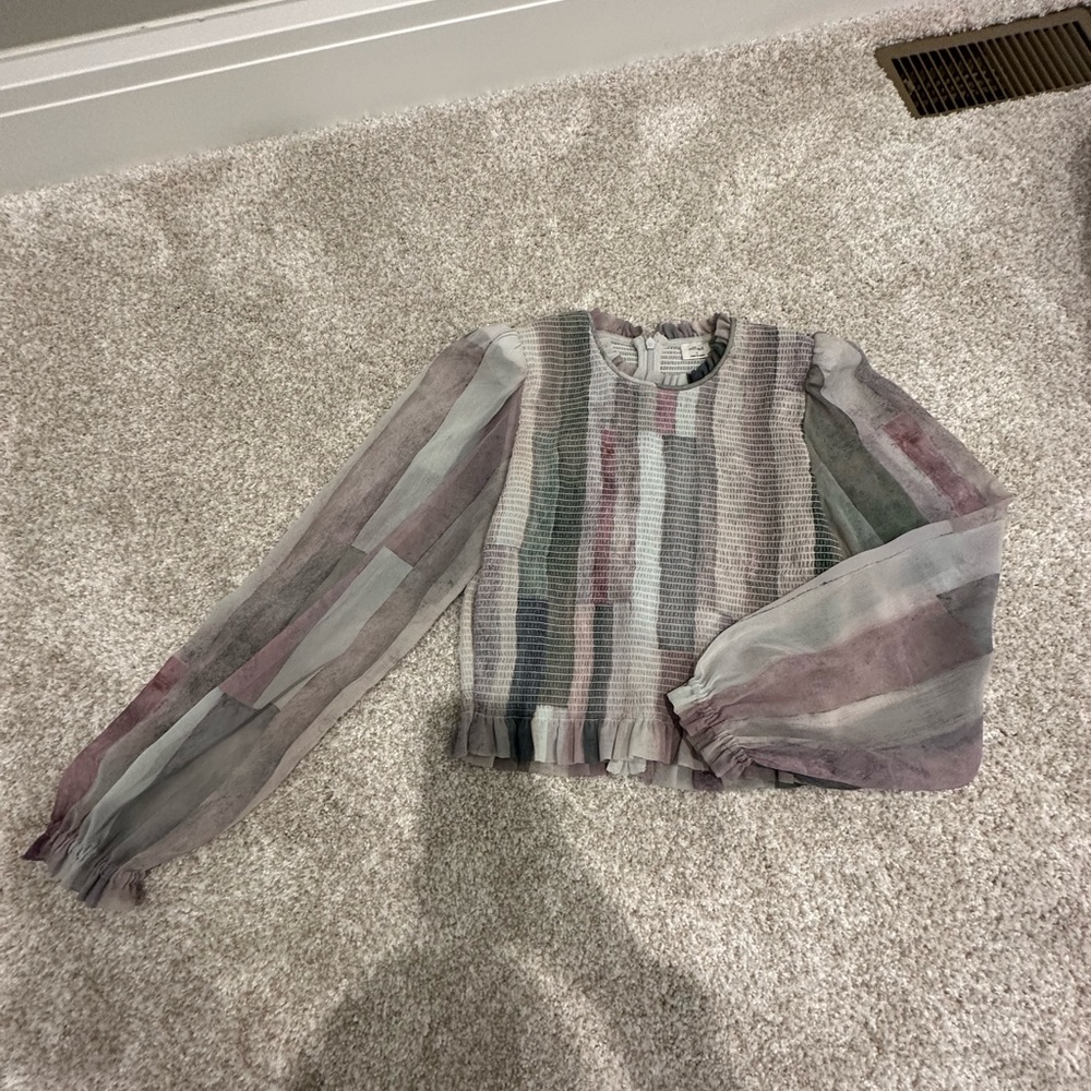 Aritzia blouse new only worn 2/3x